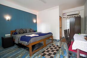 Janet & Johns Beach Resort Since 1989