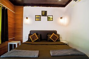 Janet & Johns Beach Resort Since 1989