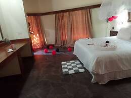 Handmaid Sisters Lodge