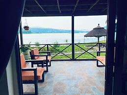 Platinum Blue Island Resort