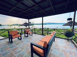 Platinum Blue Island Resort