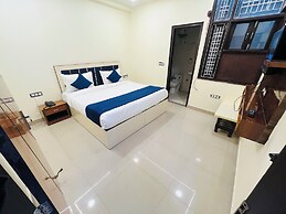 Hotel Airport Paradise