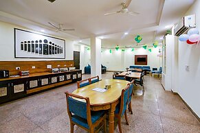 Hotel Airport Paradise