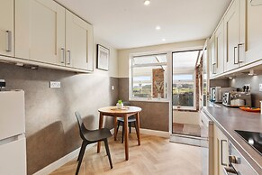 Gorse Cottage - Sea Views Village Centre