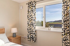 Gorse Cottage - Sea Views Village Centre