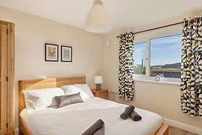 Gorse Cottage - Sea Views Village Centre