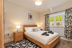 Gorse Cottage - Sea Views Village Centre