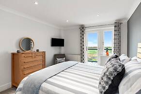 Blue Horizon - Spectacular Coastal Views