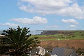 Blue Horizon - Spectacular Coastal Views