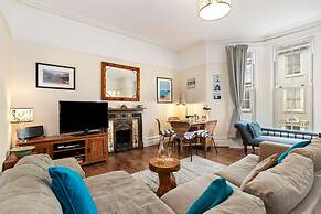 Sherbourne House - Seaside Apartment