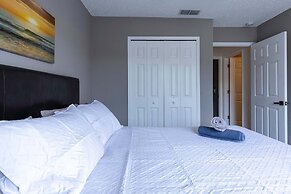 Cozy Family 3BR Townhouse Perfect Stay for 6 Guests