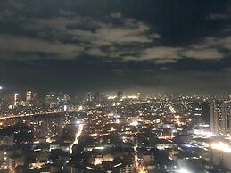 Luxurious White & Gold Haven in Makati