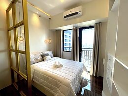 Luxurious White & Gold Haven in Makati