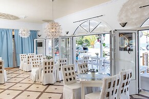 Aphrodite Beach Hotel Corfu