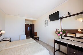 Aphrodite Beach Hotel Corfu