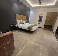 Hotel Golden Tulip'z