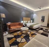 Hotel Golden Tulip'z
