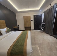 Hotel Golden Tulip'z