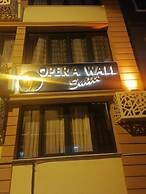 Opera Wall Suite
