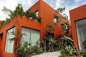 Five Stories Villa By SUOM