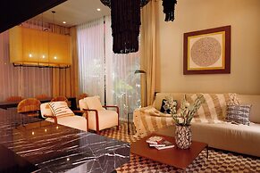 Five Stories Villa By SUOM