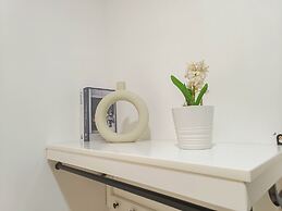 Neu Suites by Manhattan Group