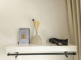 Neu Suites by Manhattan Group