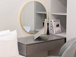 Neu Suites by Manhattan Group