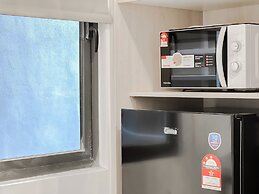 Neu Suites by Manhattan Group