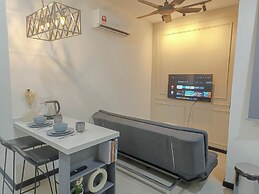 Neu Suites by Manhattan Group