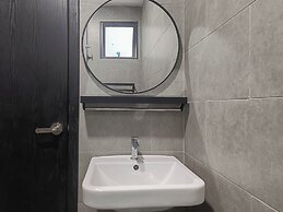 Neu Suites by Manhattan Group