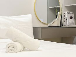 Neu Suites by Manhattan Group