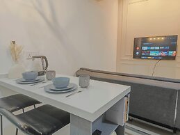 Neu Suites by Manhattan Group