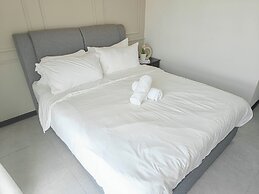 Neu Suites by Manhattan Group