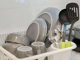 Neu Suites by Manhattan Group