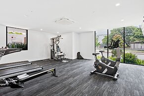 Waterfront Escape at Essentia