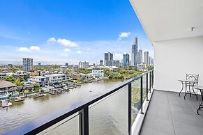 Waterfront Escape at Essentia