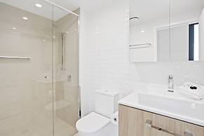 Waterfront Escape at Essentia