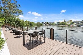 Waterfront Escape at Essentia