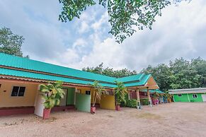 Chalalai Resort Kham Chanot