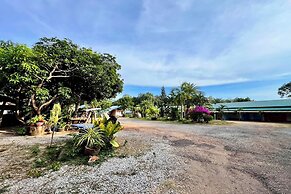 Chalalai Resort Kham Chanot