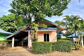 Chalalai Resort Kham Chanot