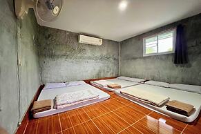 Chalalai Resort Kham Chanot