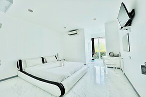 Parichat Bandung Hotel