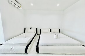 Parichat Bandung Hotel