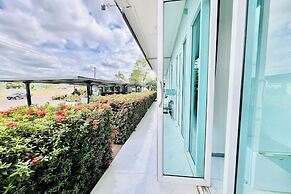 Parichat Bandung Hotel