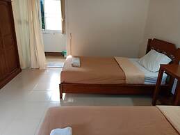 Phumchan Place Hotel