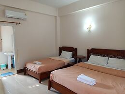 Phumchan Place Hotel