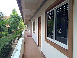 Phumchan Place Hotel