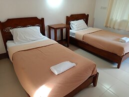 Phumchan Place Hotel